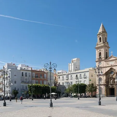 Encanto Gaditano En Pleno Centro Historico